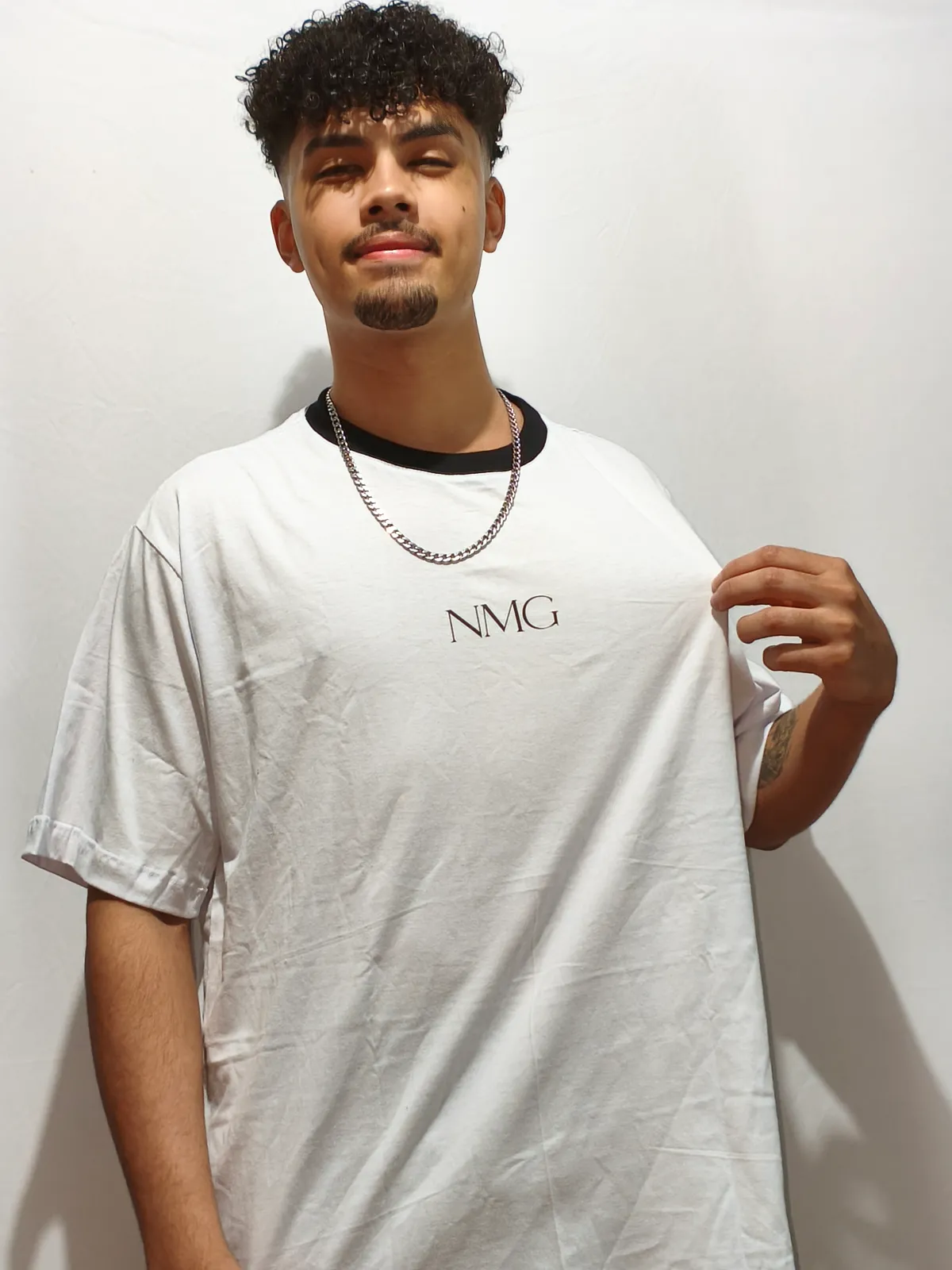 T-SHIRT NMG (branca)
